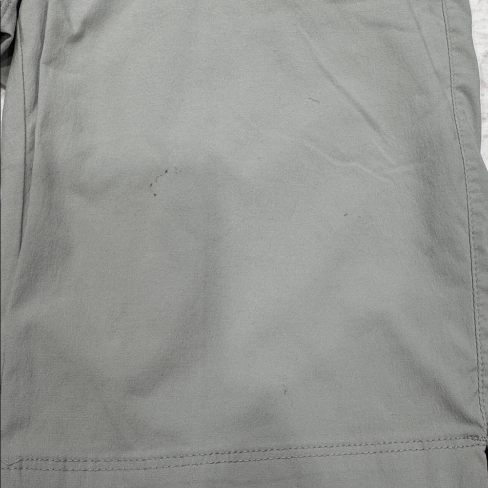 Columbia Women’s Omni-Shield Stretch Climber Canyon 11" Shorts in Safari - Picture 9 of 9
